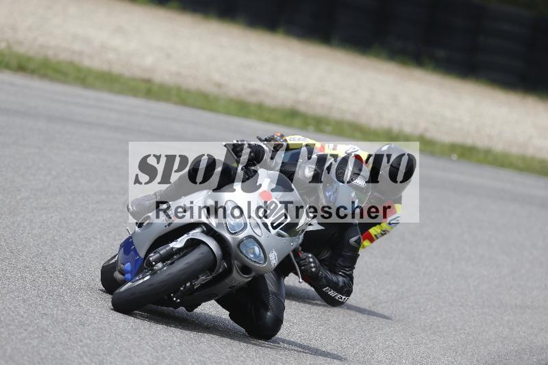 Archiv-2025/25 10.06.2025 MaxRacing ADR/Gruppe rot/90